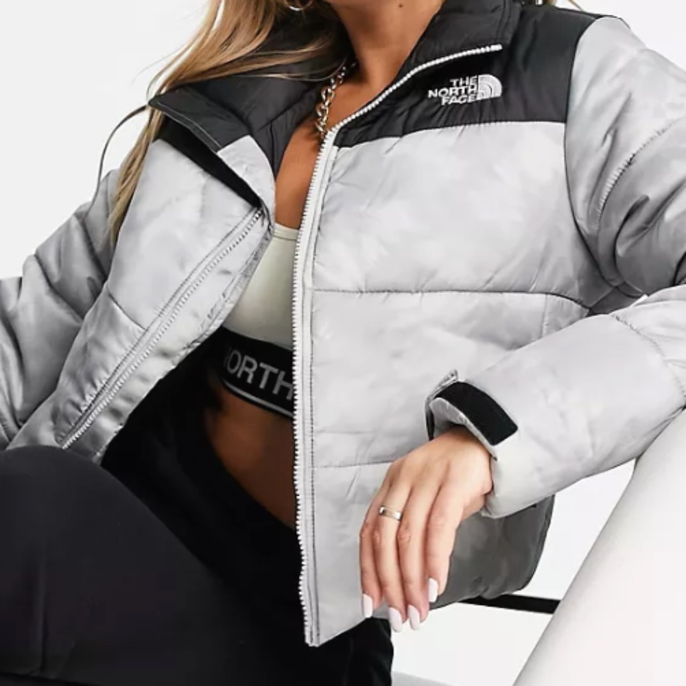 The North Face Saikuru cropped jacket in gray tie dye